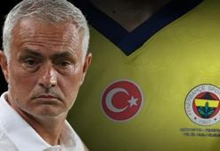 Fenerbahçe'nin yıldızı yol ayrımında! İki kulüpten birini seçecek...
