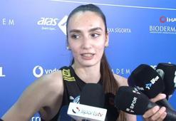 Milli voleybolcu Berka Buse Özden: Galibiyet serisi için çalışacağız