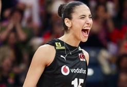 Deniz Uyanık takıma güveniyor! 'Günden güne daha iyi voleybol oynuyoruz'